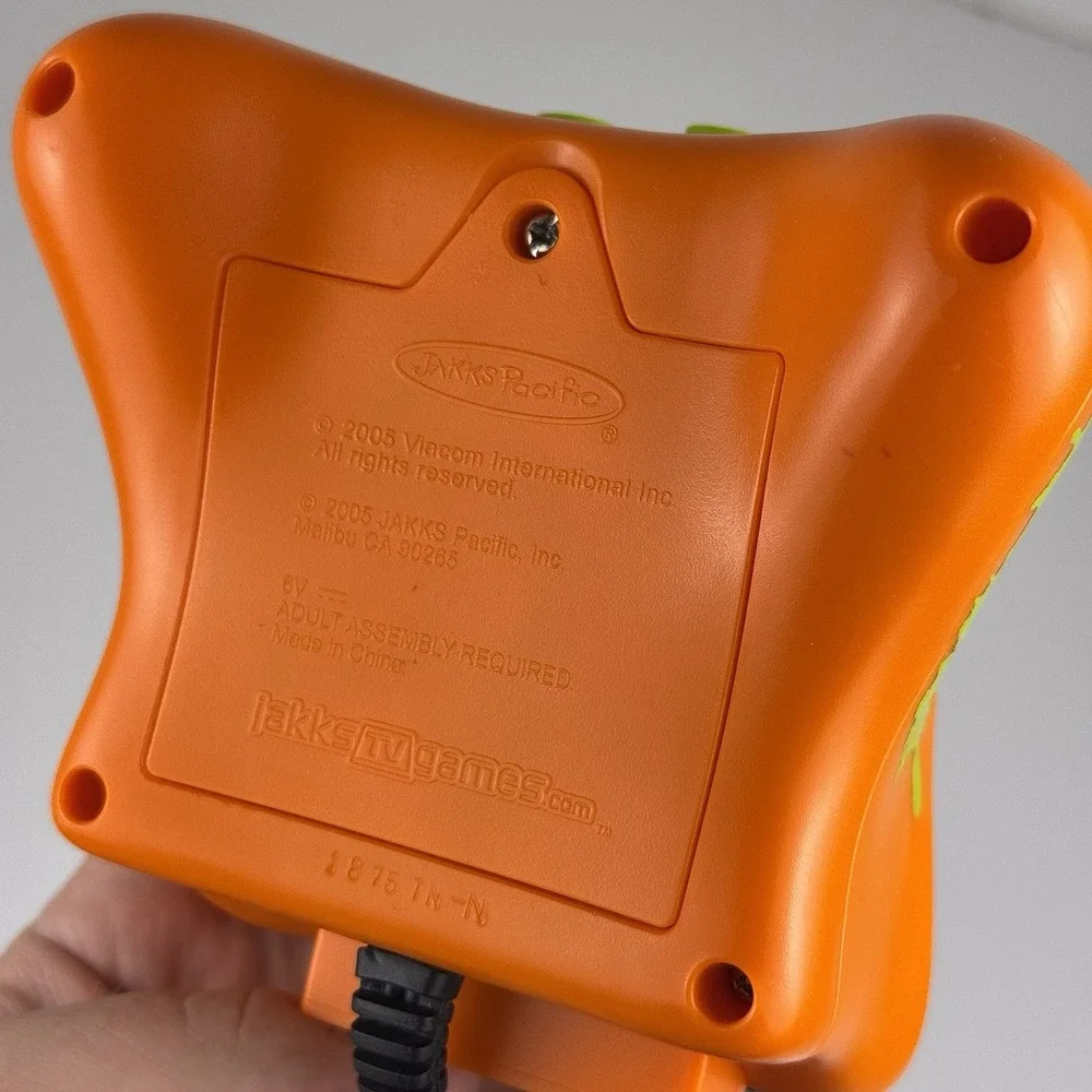 Nickelodeon Nicktoons Plug 'N Play TV Game 2005 Jakks Pacific Orange Green Works
